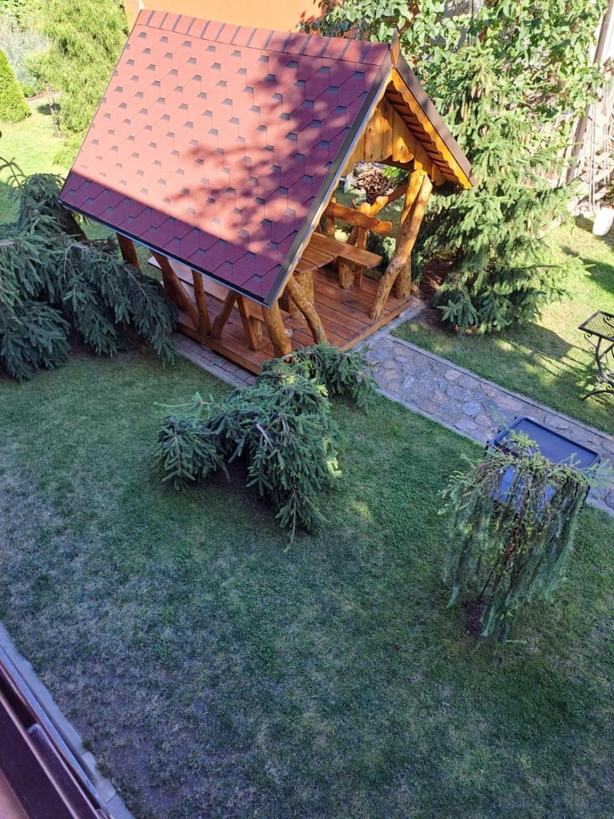 Zelta Pirts Guest House เวนต์สปิลส์ ภายนอก รูปภาพ