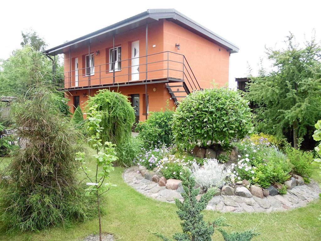 Zelta Pirts Guest House เวนต์สปิลส์ ภายนอก รูปภาพ