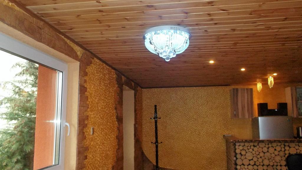 Zelta Pirts Guest House เวนต์สปิลส์ ภายนอก รูปภาพ